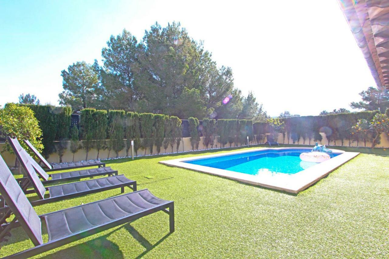 Villa Puerto Adriano El Toro  Esterno foto